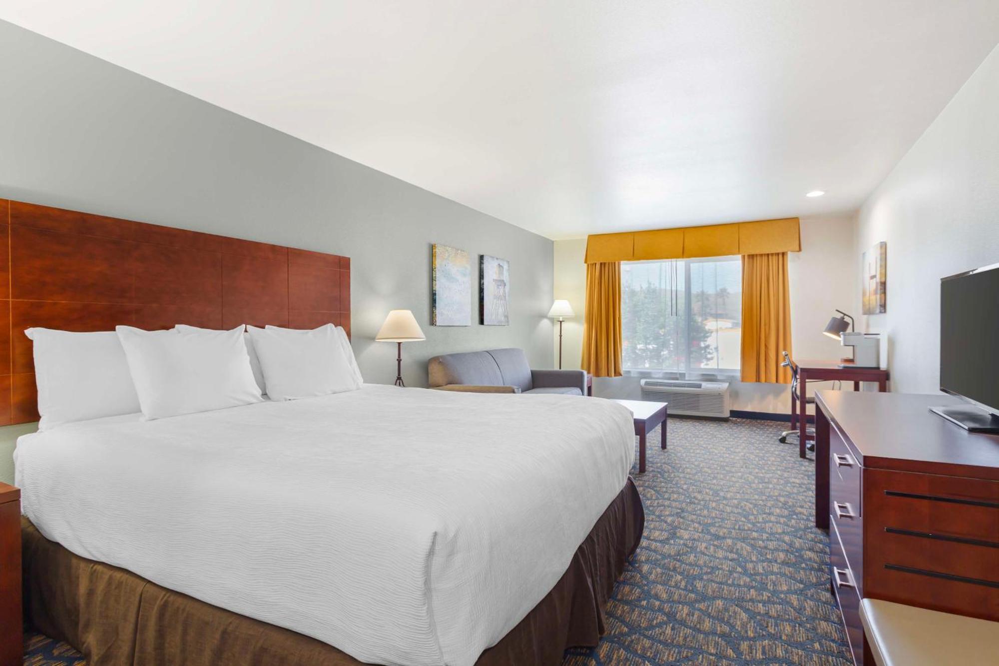 Best Western Plus Villa Del Lago Inn Patterson Exterior photo