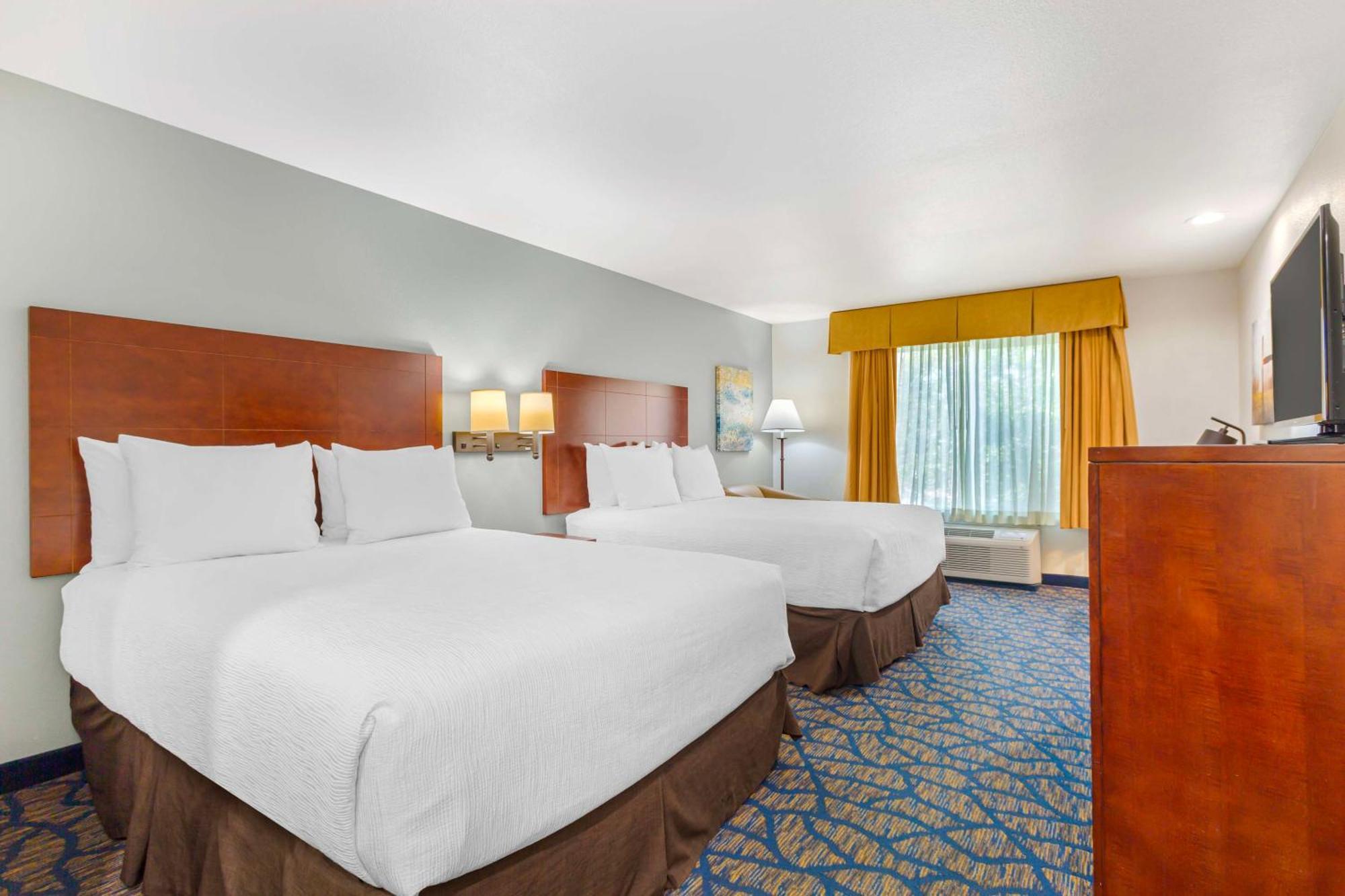 Best Western Plus Villa Del Lago Inn Patterson Exterior photo